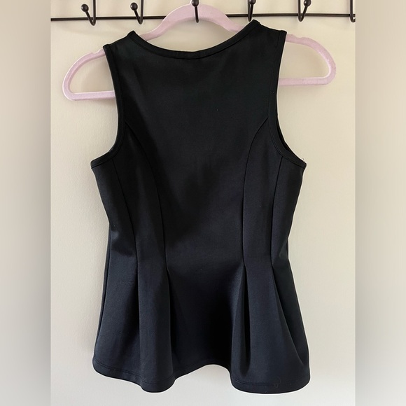Peplum top 🖤 - Picture 3 of 3